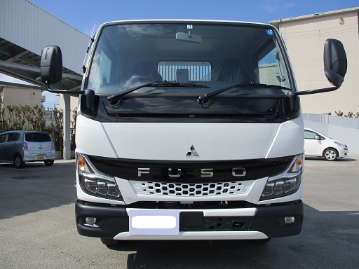 登録済み未使用車　三菱キャンター　3ｔ全低床強化ダンプ