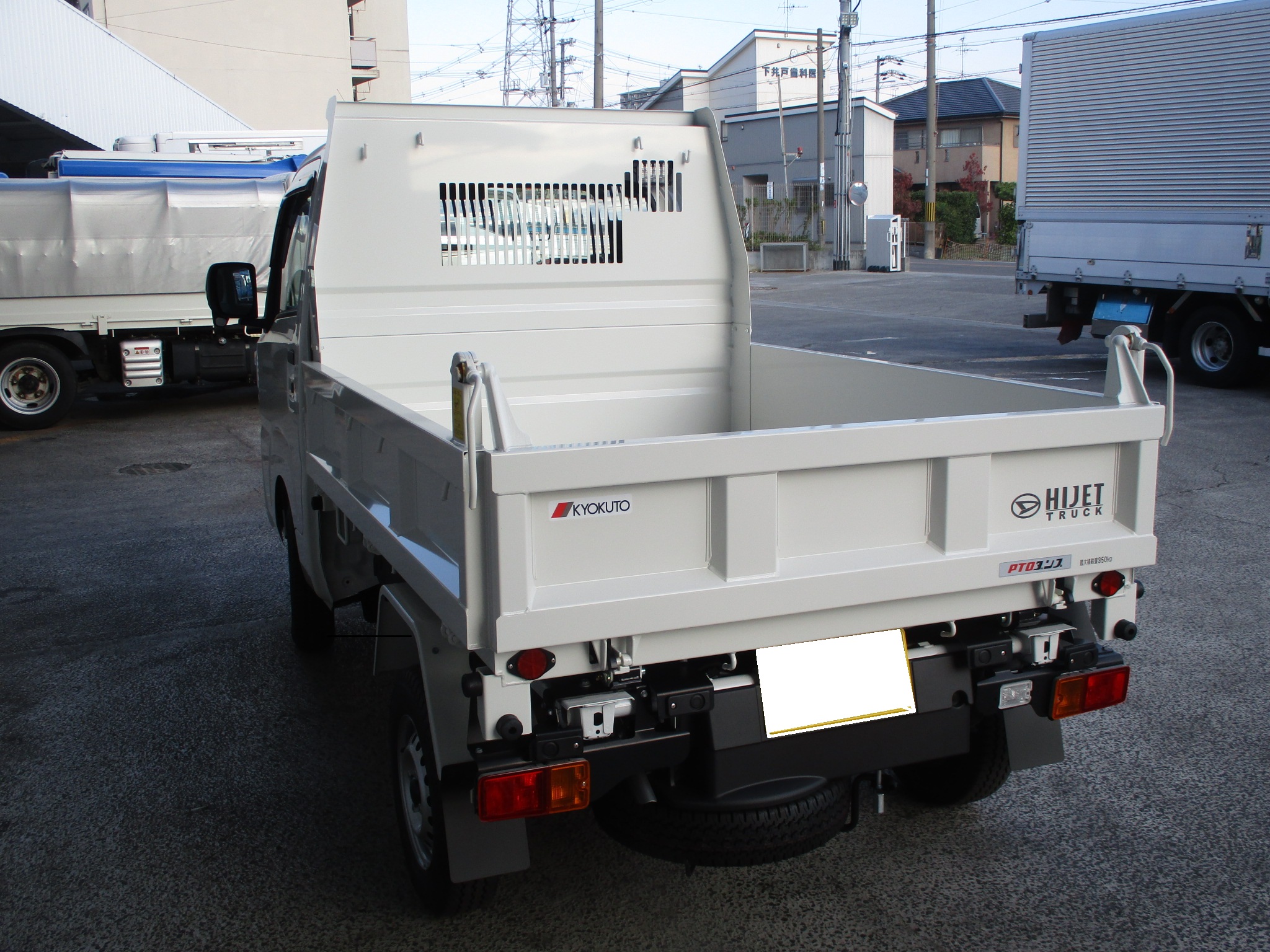 登録済み未使用車 ダイハツハイゼット多目的ダンプ PTO式