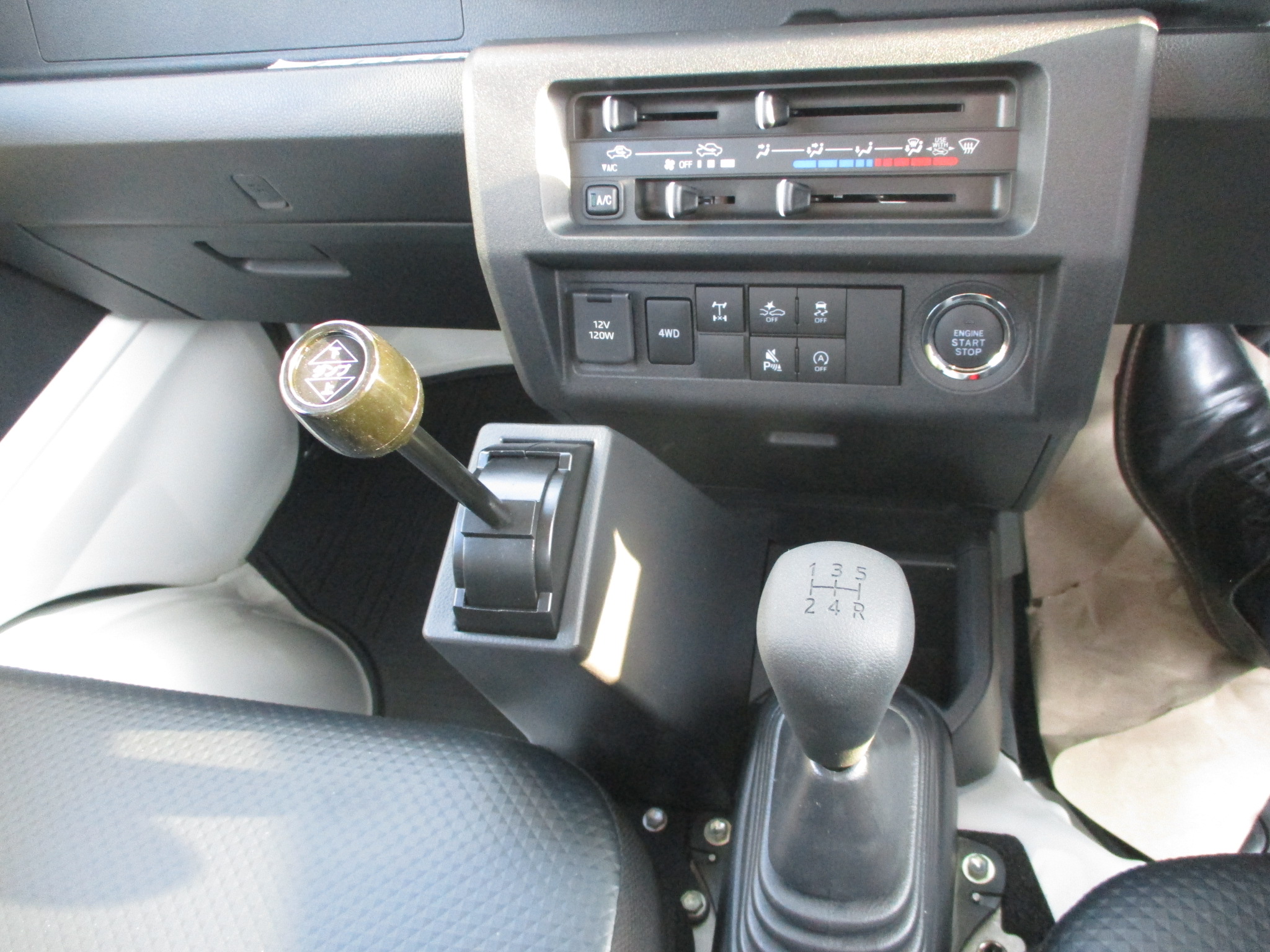 登録済み未使用車 ダイハツハイゼット多目的ダンプ PTO式