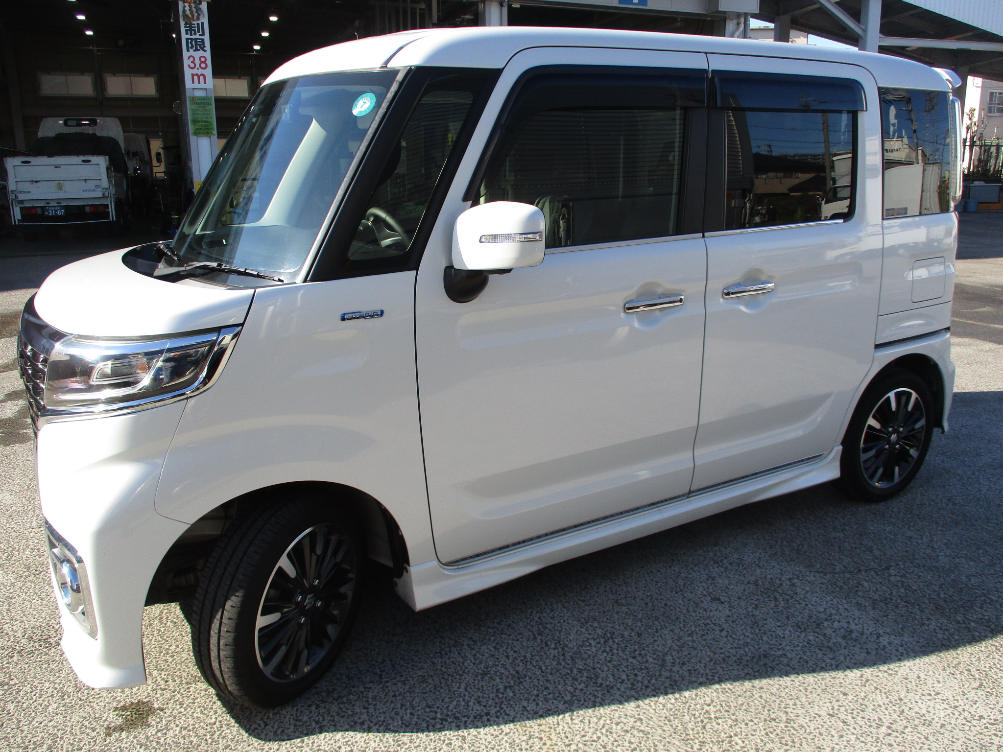 令和1年式　スズキスペーシアカスタム　ＨＹＢＲＩＤ　ＸＳターボ