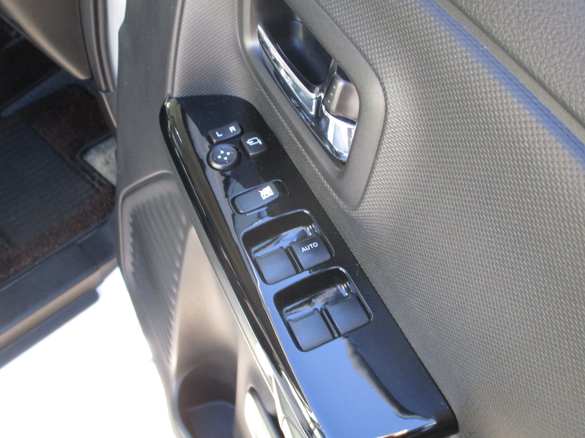 令和1年式　スズキスペーシアカスタム　ＨＹＢＲＩＤ　ＸＳターボ