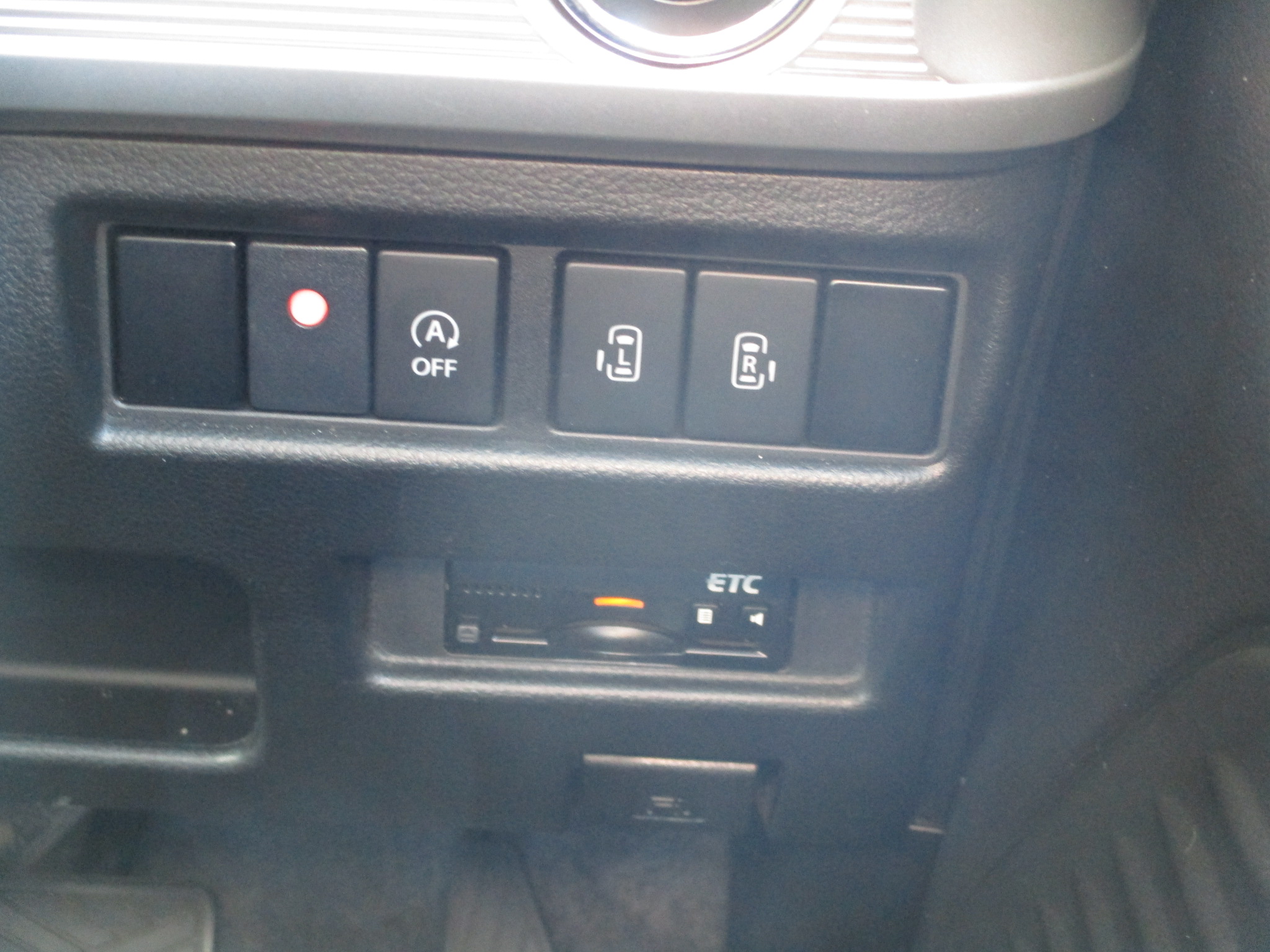 令和1年式　スズキスペーシアカスタム　ＨＹＢＲＩＤ　ＸＳターボ