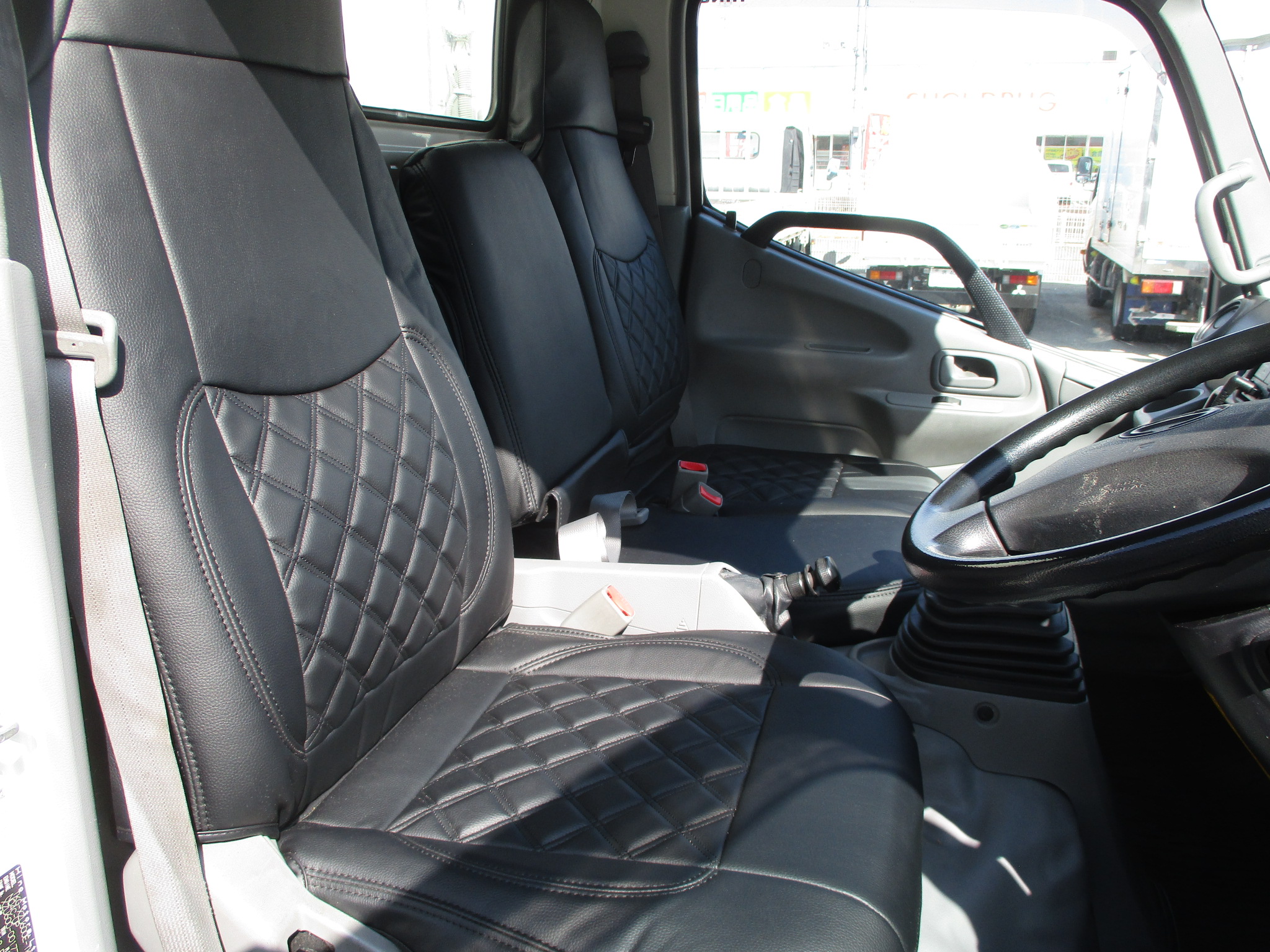 平成29年式　日野デュトロ　モリタテクノス製塵芥車　プレス式　4.7ｍ3