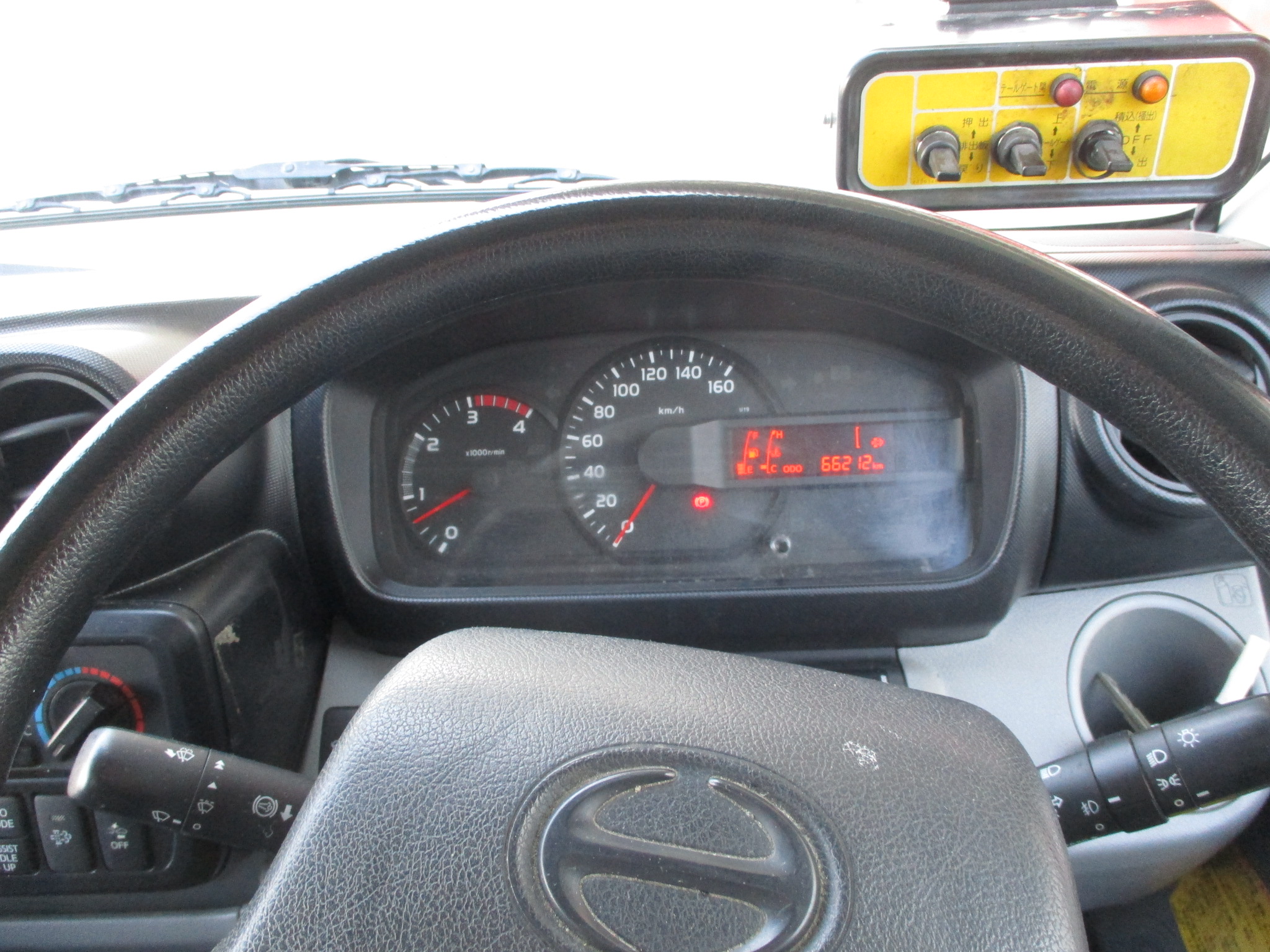 平成29年式　日野デュトロ　モリタテクノス製塵芥車　プレス式　4.7ｍ3