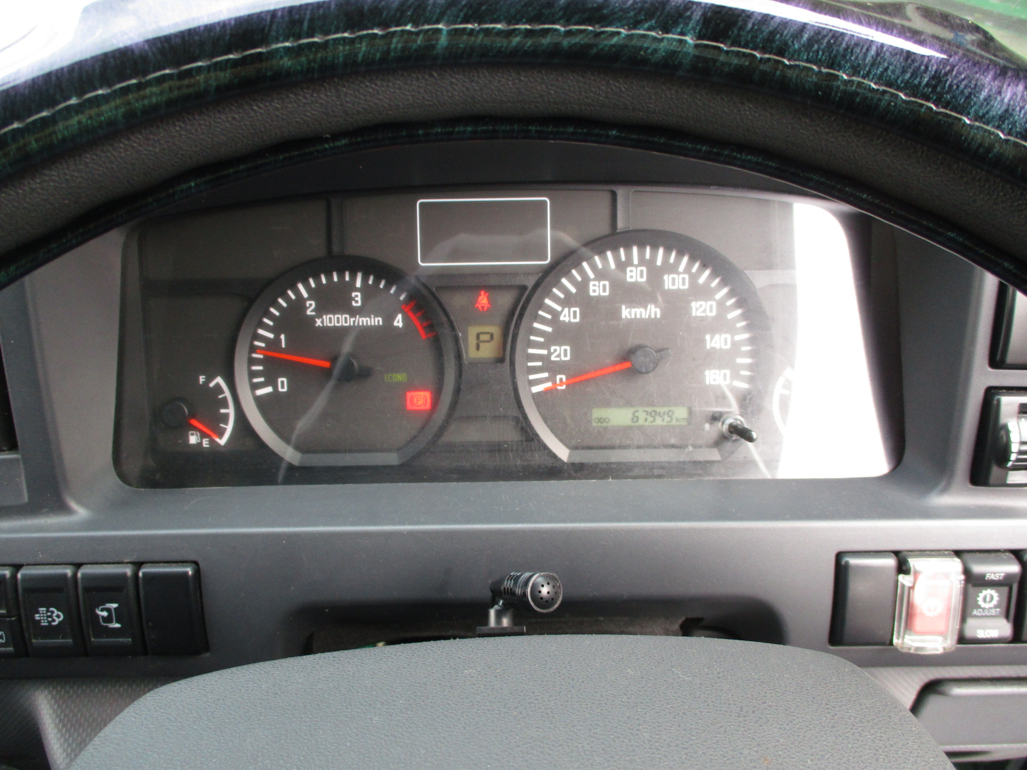 平成30年式　いすゞエルフ　2ｔＷキャブ