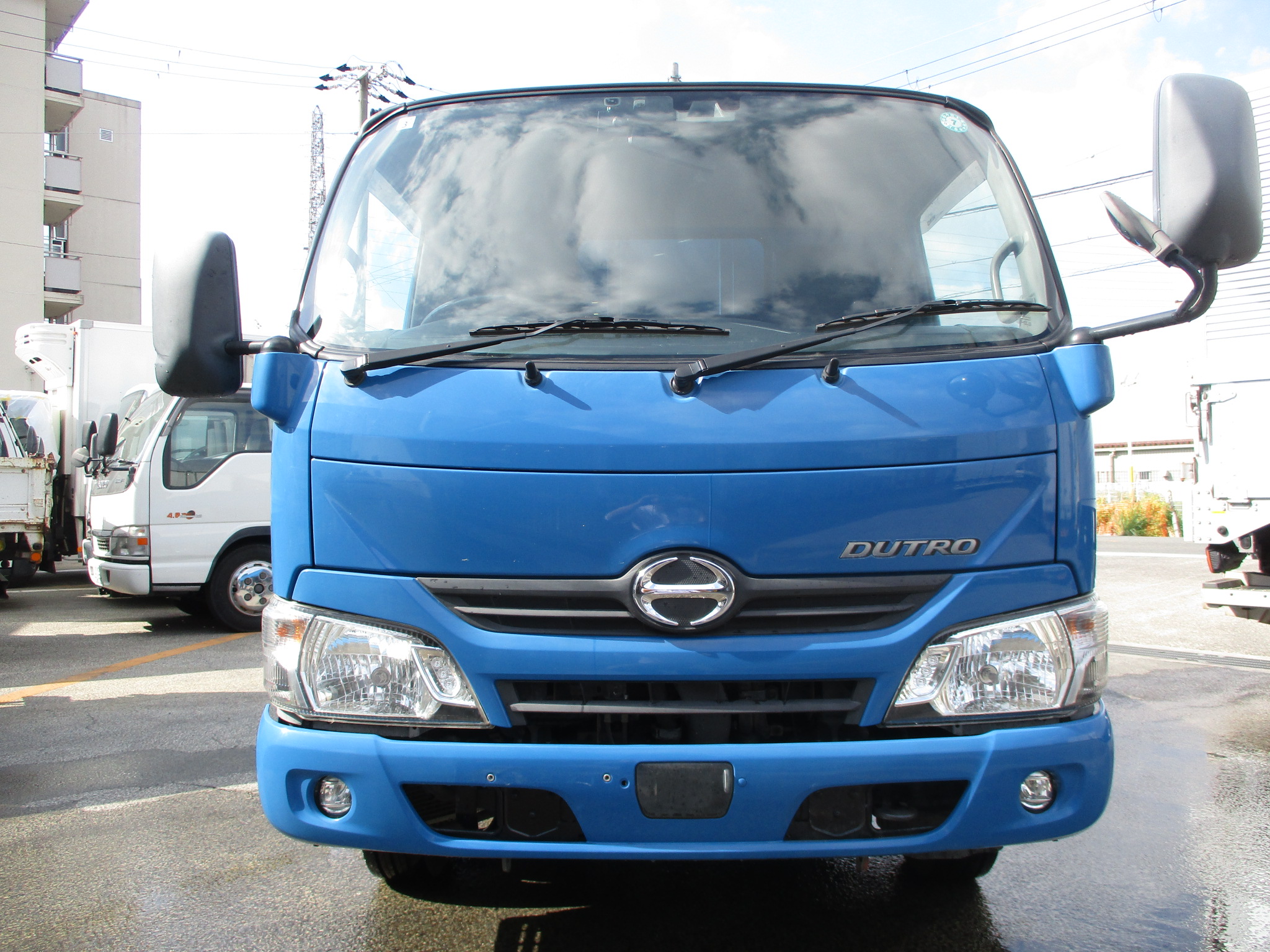 平成29年式　日野デュトロ　2ｔショート平