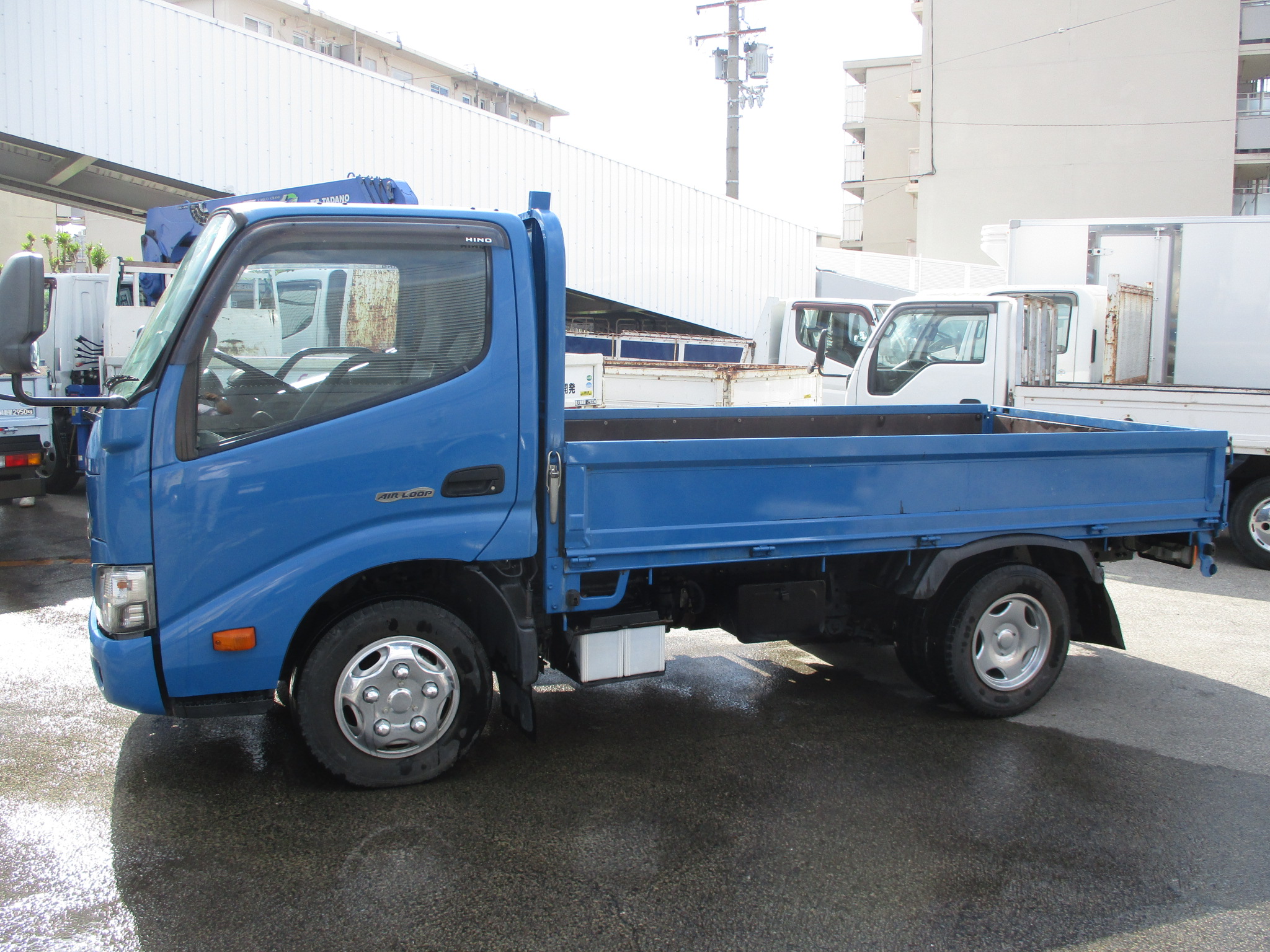 平成29年式　日野デュトロ　2ｔショート平