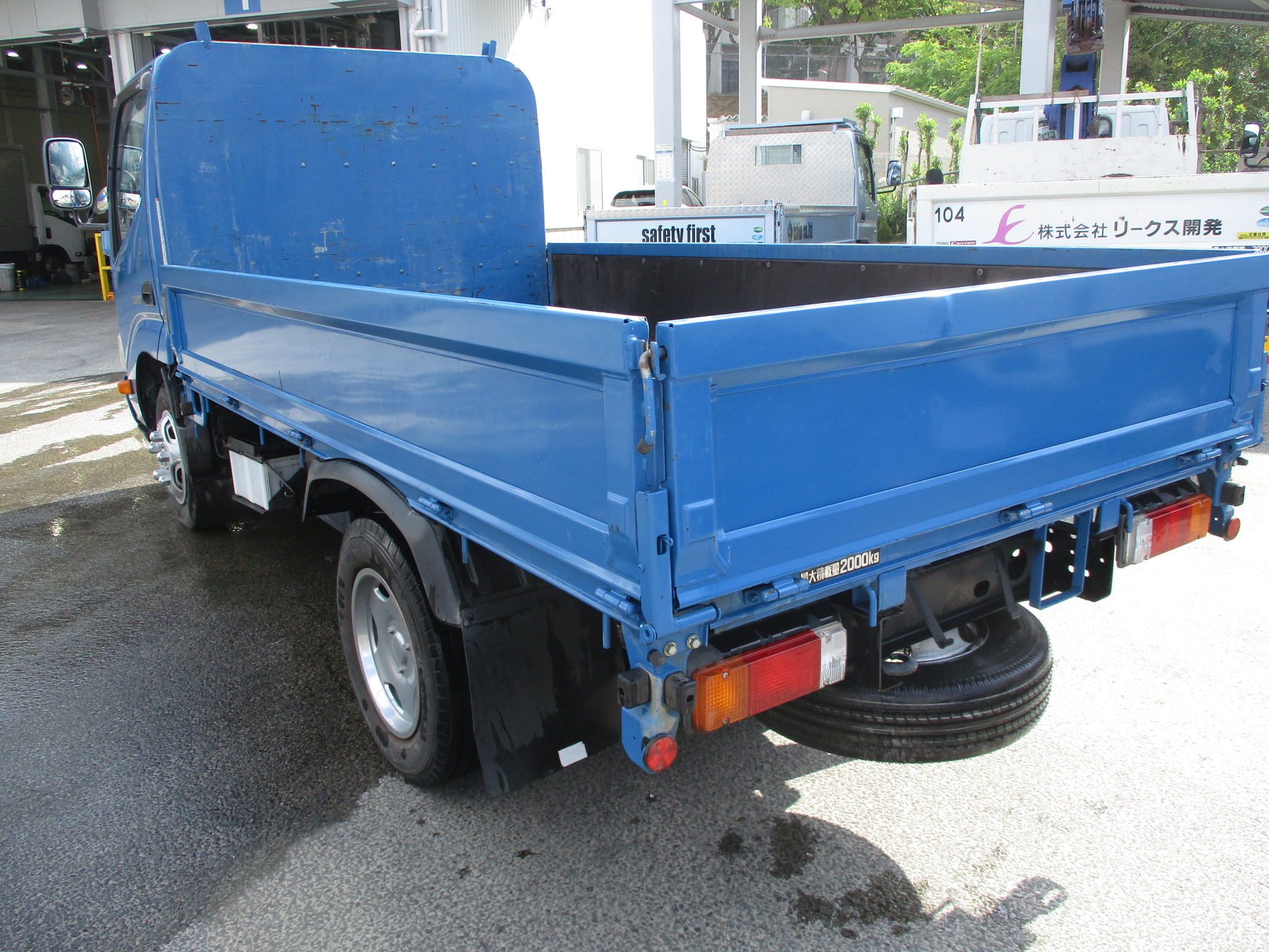 平成29年式　日野デュトロ　2ｔショート平