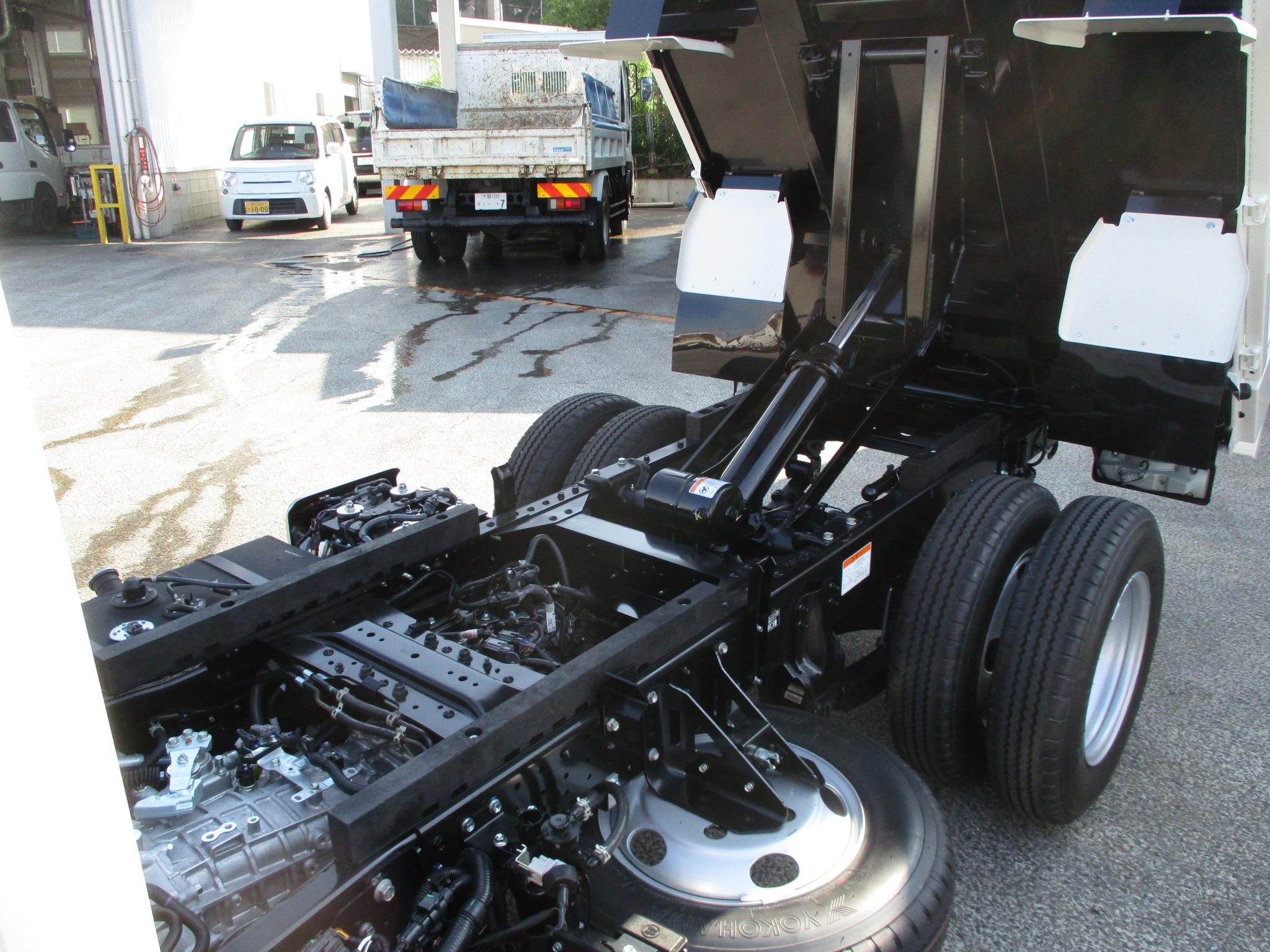 日野新型デュトロ3ｔダンプ　登録済み未使用車
