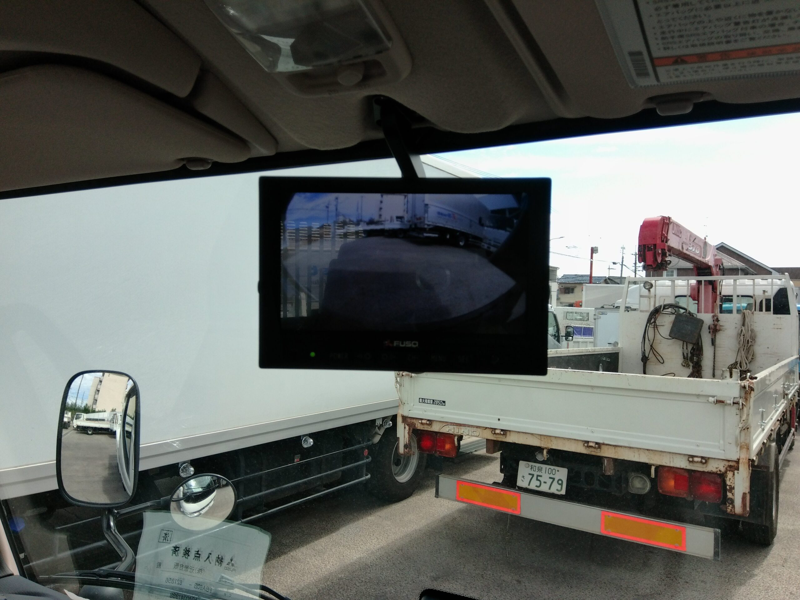 令和8年式　登録済み未使用車　キャンター3ｔダンプ